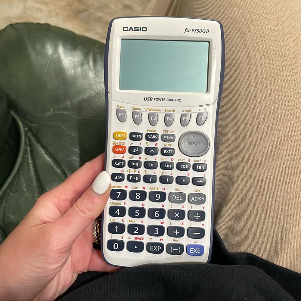 CASIO GRAPHING CALCULATOR